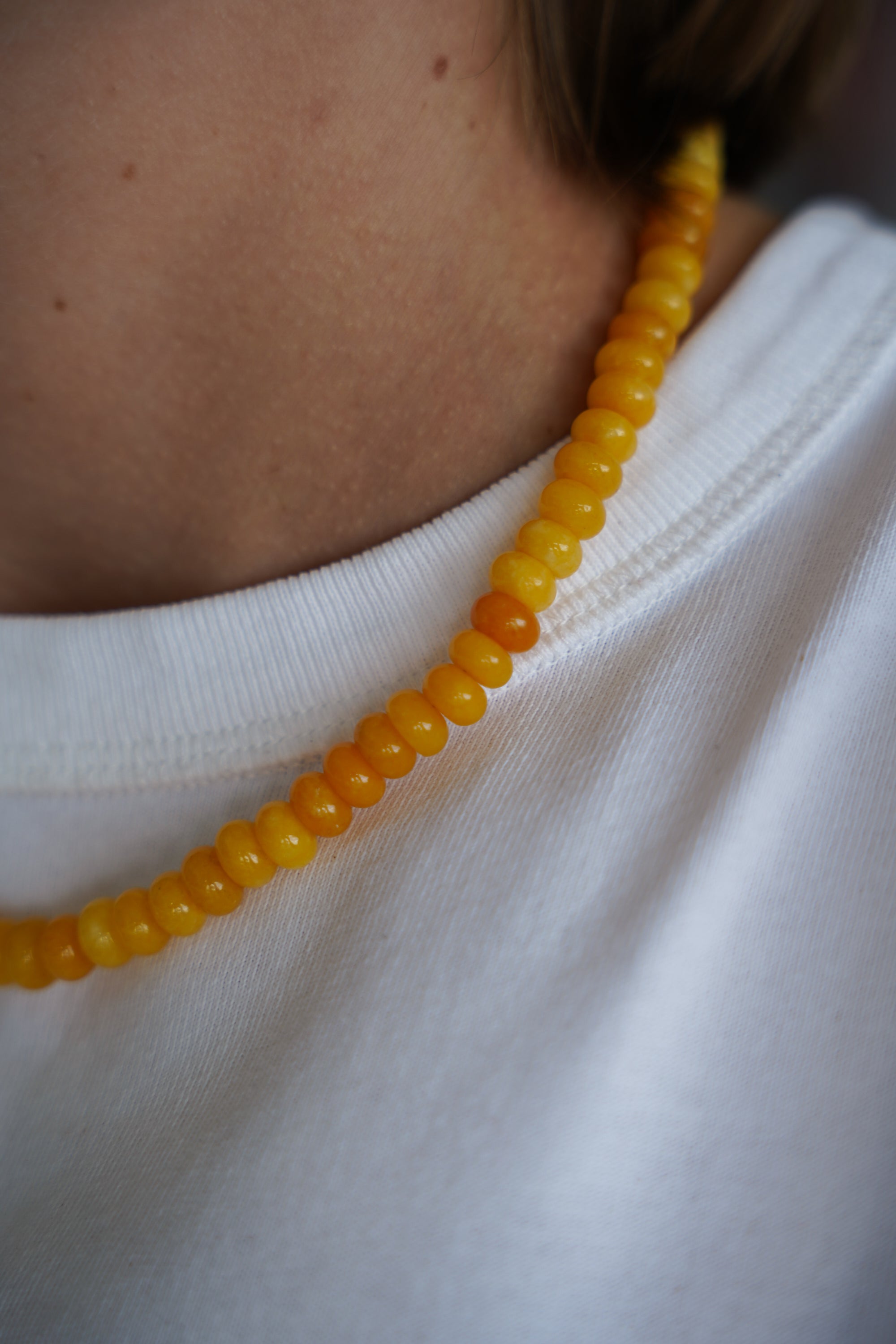 Yellow wavy necklace